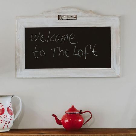 The Loft No3 Convenient In Strandon Ню Плимут Екстериор снимка